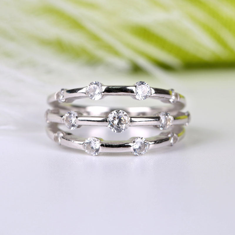 Split Shank Round Cut Sterling Silver Women's Band-JE-Juri Elle