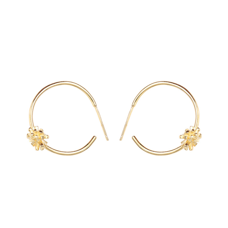 Decorative Flower Sterling Silver Earring