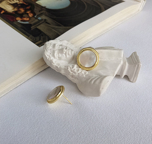 Sweet White Shell Sterling Silver Stud Earring