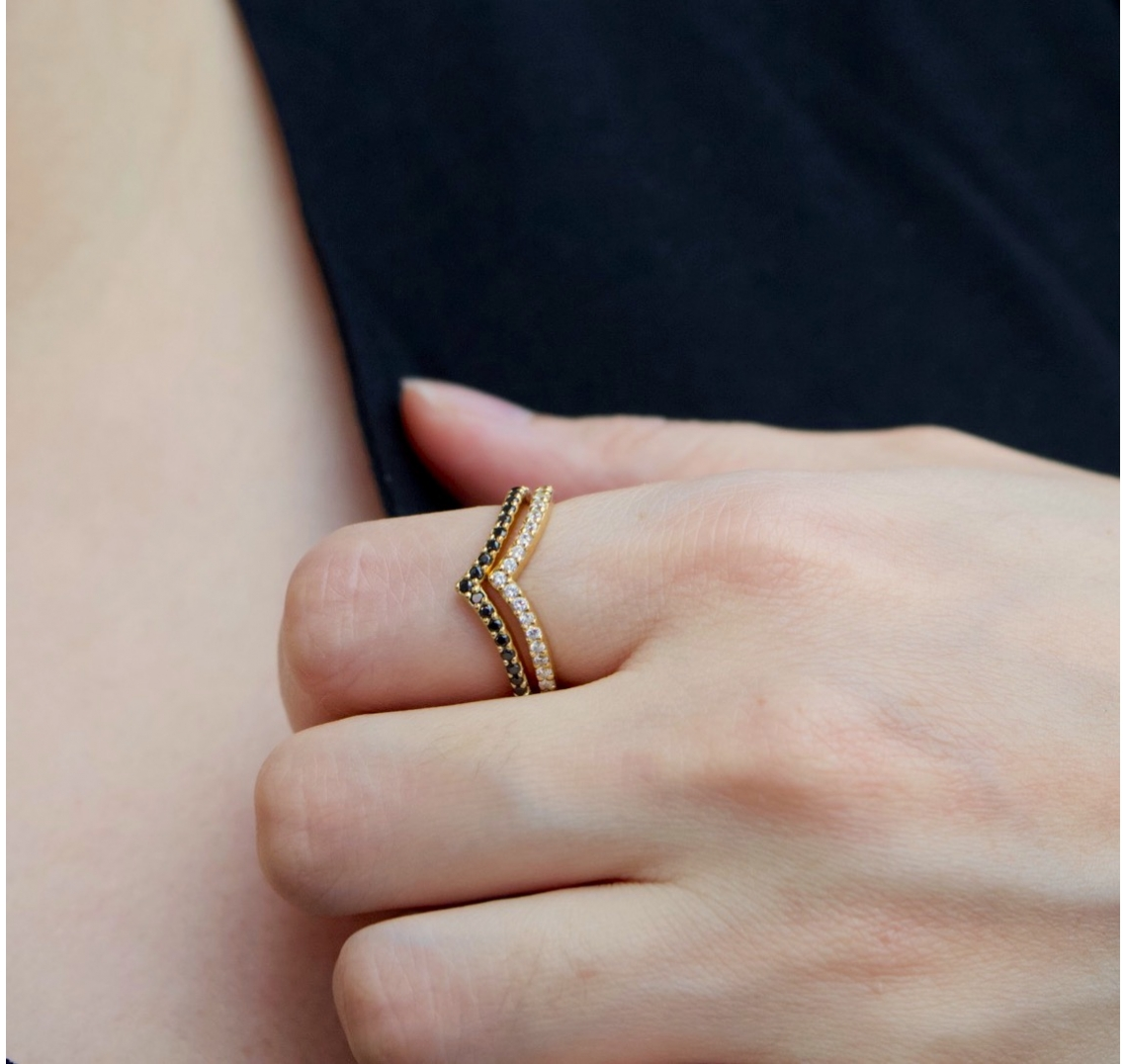 Chevron Black Pave Ring-J&CO-Juri Elle