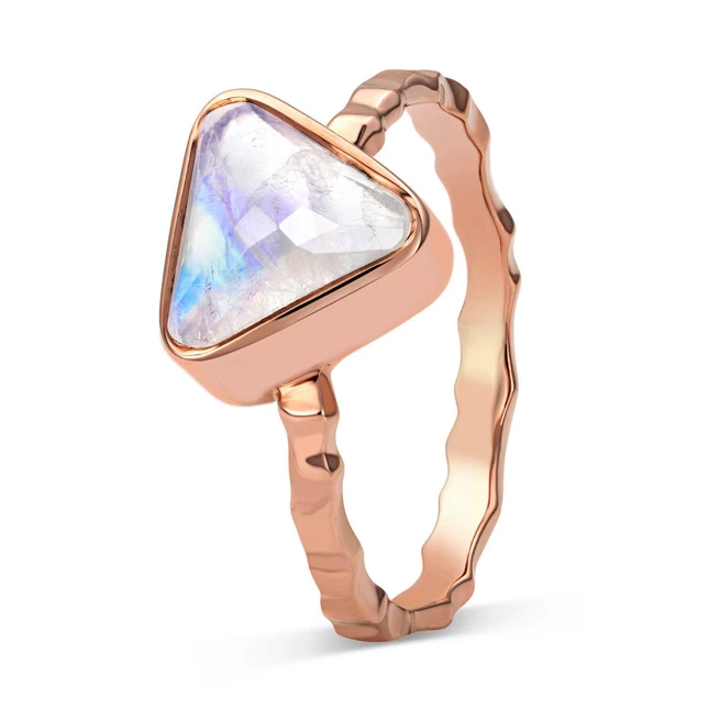 Moonstone Ring - Trinity-MM-Juri Elle