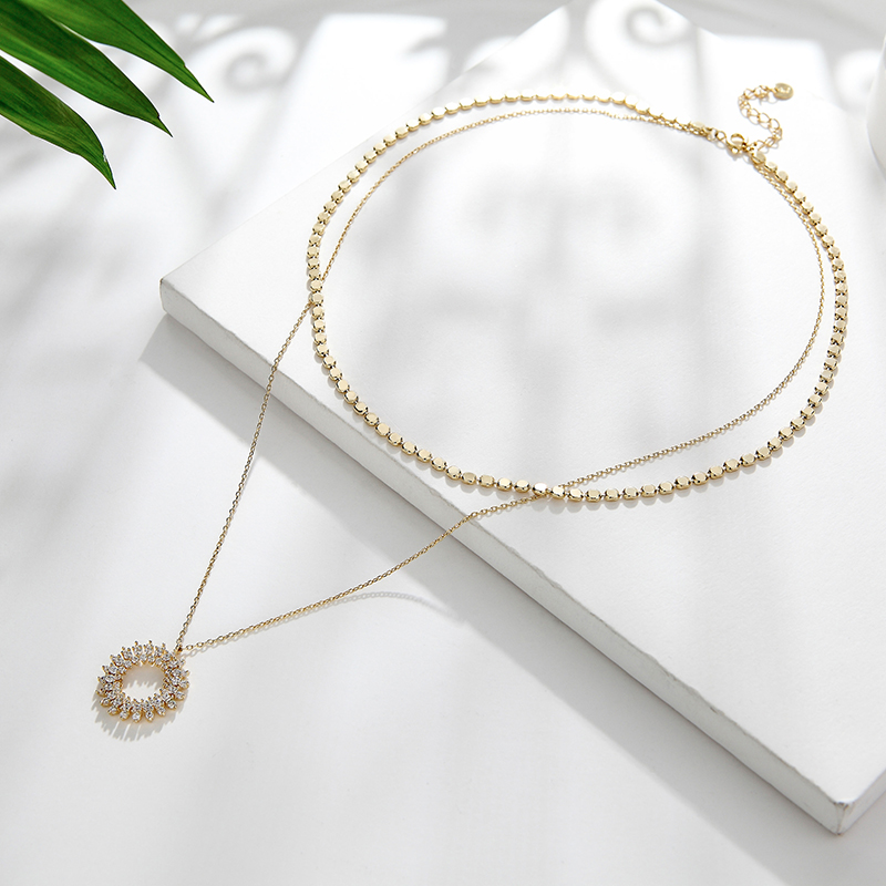 Floating Crescent Moon Round Cut Alloy Necklace