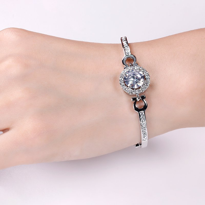 Classic Halo Design Bracelet-JE-Juri Elle