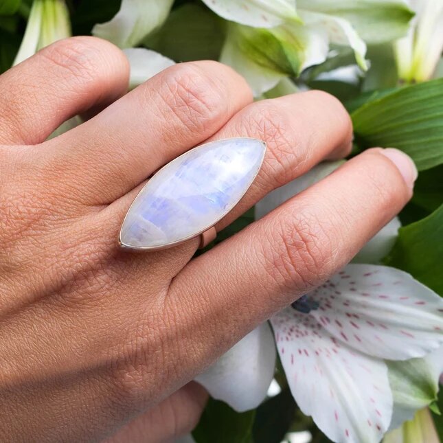 Moonstone Ring - Almond Bliss-MM-Juri Elle