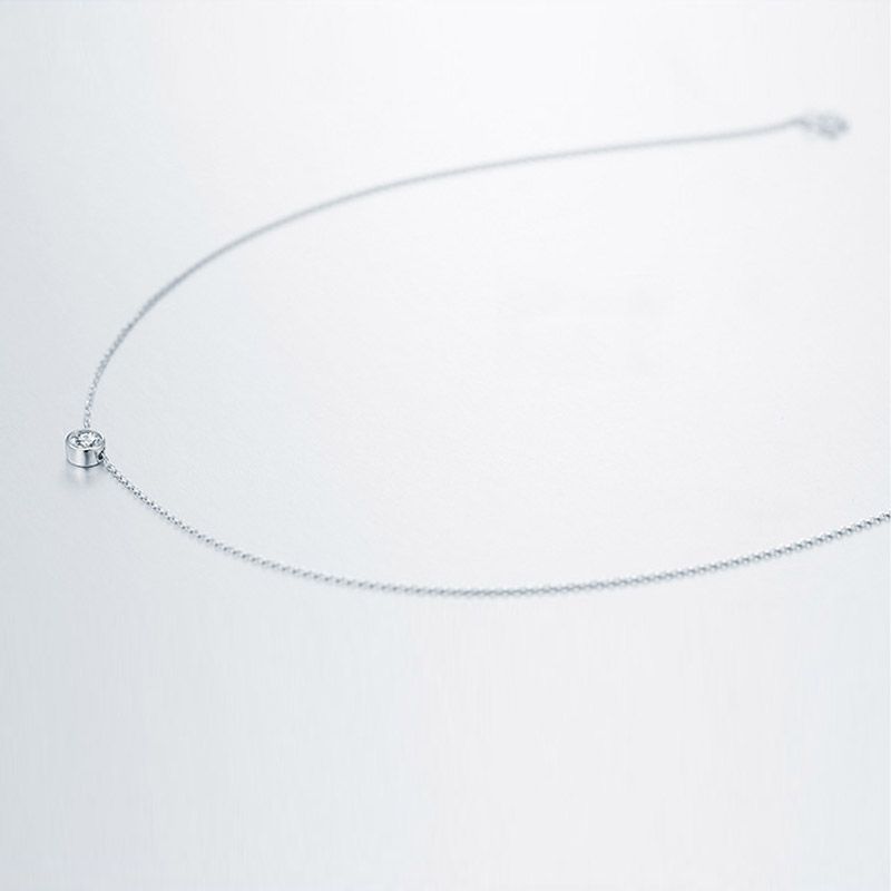 Simple Round Cut Stone Pendant Sterling Silver Necklace-JE-Juri Elle