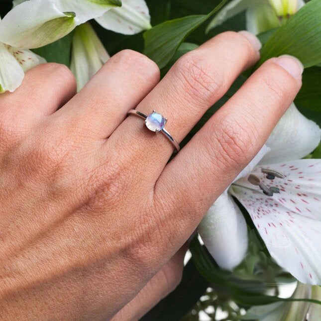 Moonstone Ring - Lusting Light-MM-Juri Elle