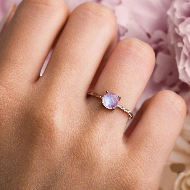 Moonstone Ring - Lusting Light-MM-Juri Elle