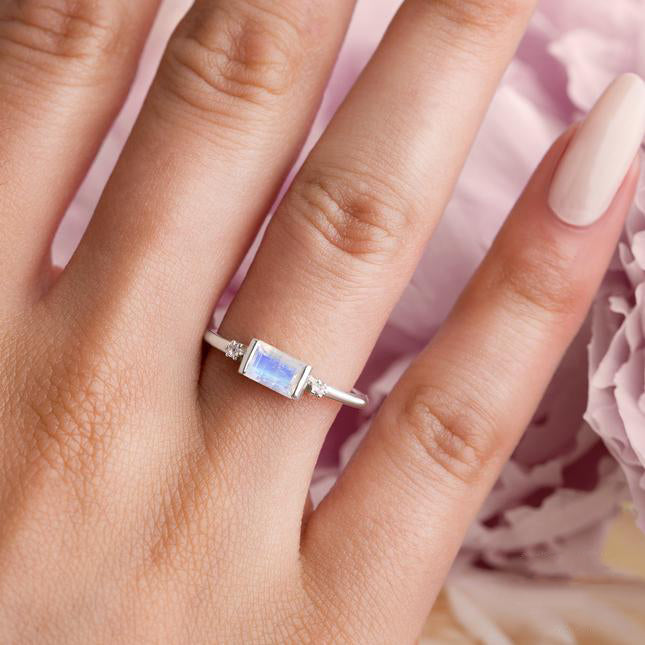 Moonstone Ring - Poshness-MM-Juri Elle