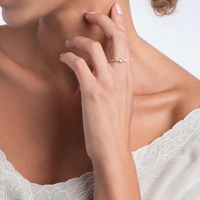 Moonstone Ring - Loveliness-MM-Juri Elle