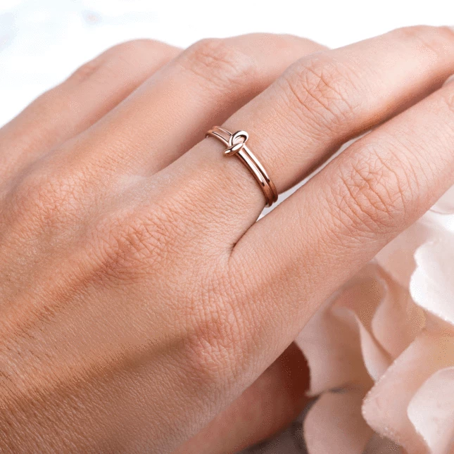 Ring - Knot-MM-Juri Elle