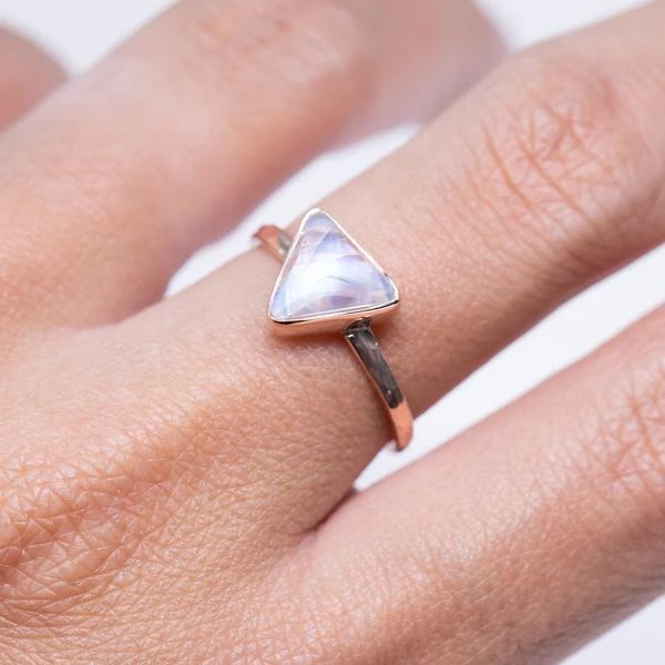 Moonstone Ring - Trinity-MM-Juri Elle