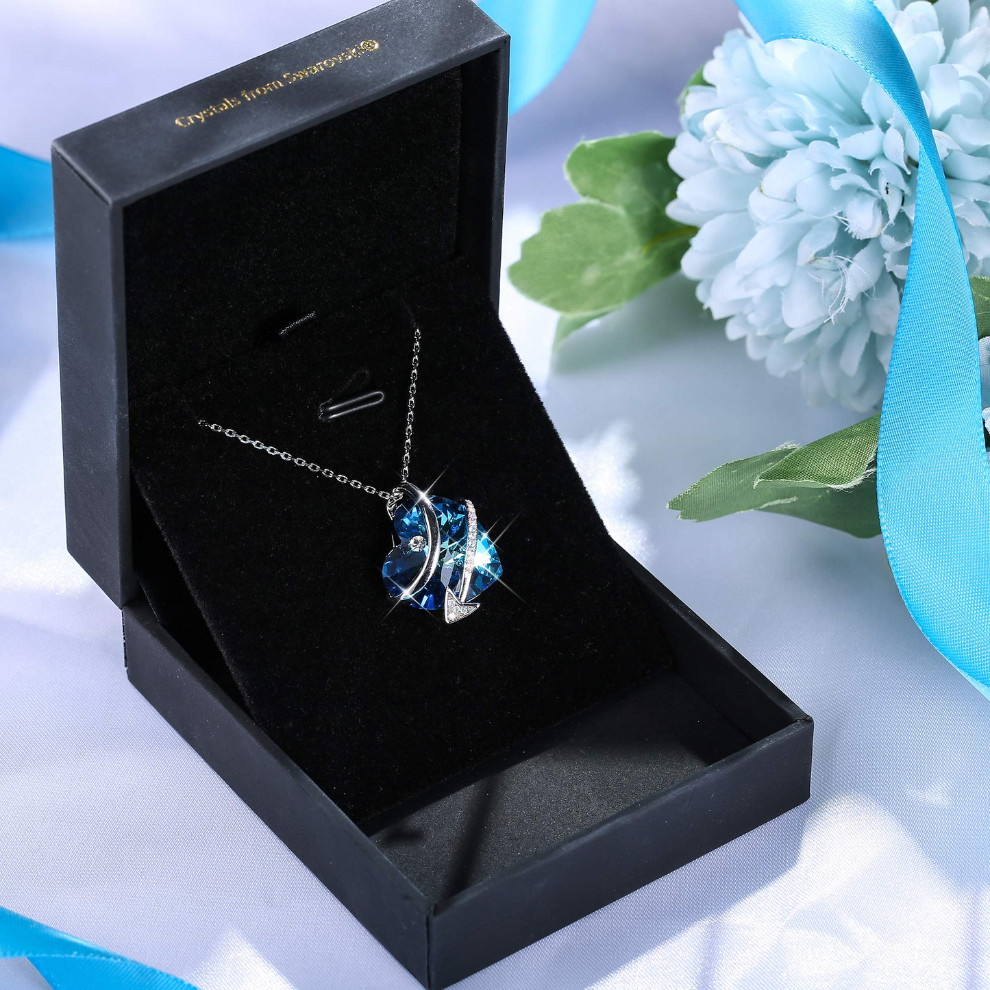 Collier Pendentif Flèche Coeur Bleu