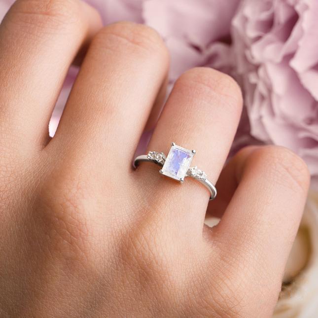 Moonstone Ring - Grazia-MM-Juri Elle