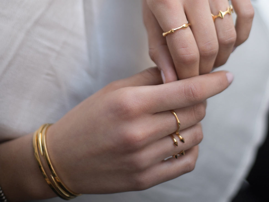 Gold Molten Ring-missoma-Juri Elle