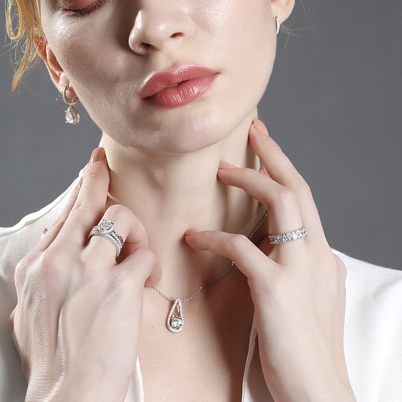 Understated Luxury Drop Earrings-JE-Juri Elle
