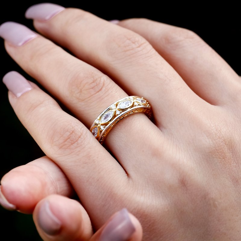 Scrollwork Two Tone Sterling Silver Women's Band-JE-Juri Elle