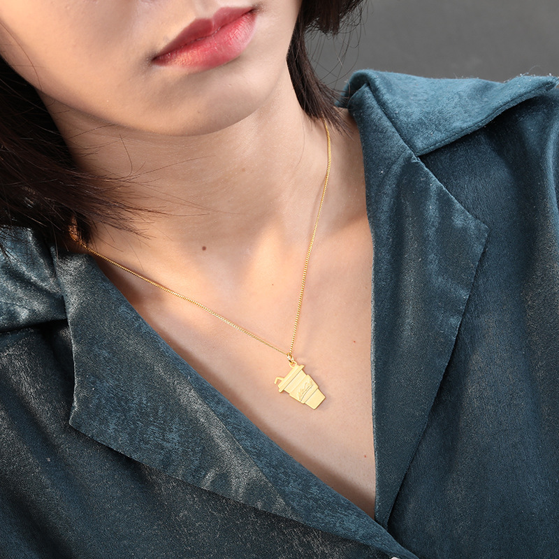 Collier en argent sterling plaqué or bouteille de cola