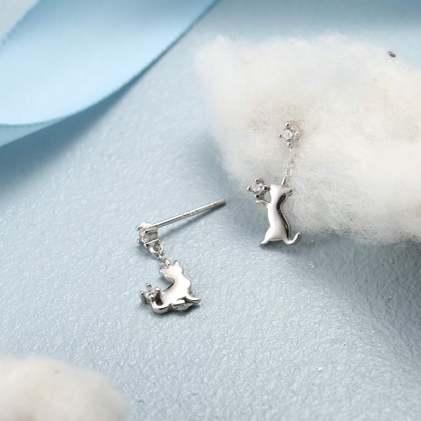 Sterling Silver Cute Cat Earrings