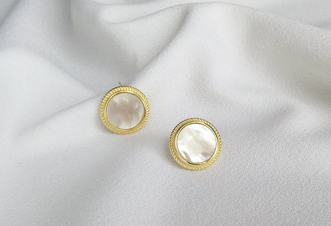 Sweet White Shell Sterling Silver Stud Earring