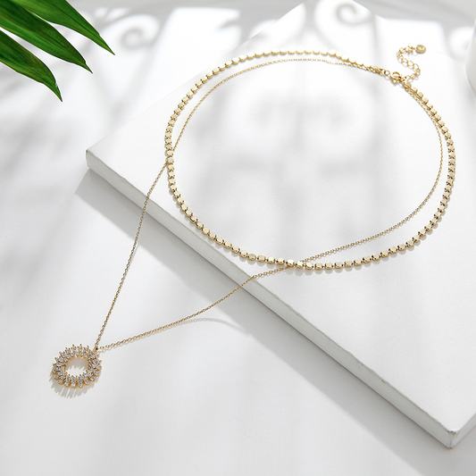 Collier en alliage coupe ronde en forme de croissant de lune flottant