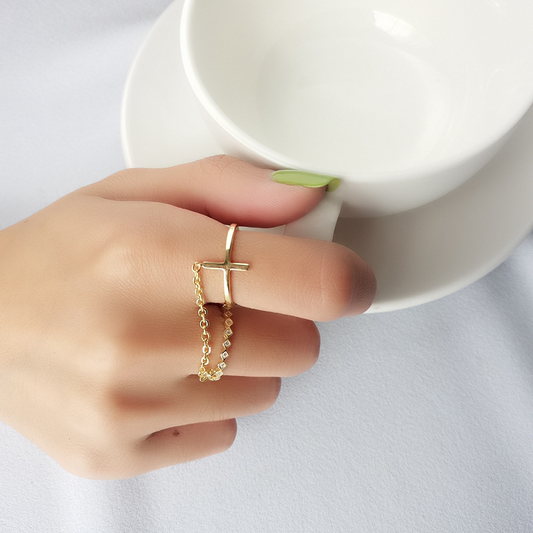 Cross Chain Round Cut Sterling Silver Plated Gold Ring