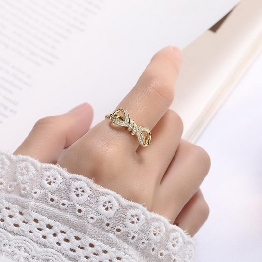 Bow-knot Round Cut Sterling Silver Plated Gold Ring