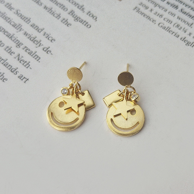 Cartoon Smiling Face Round Cut Sterling Silver Plated Gold Stud Earring