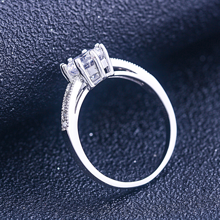 Simple Round Cut Sterling Silver Ring-TL-Juri Elle