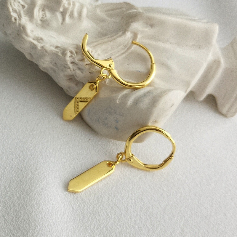Personality Tie Sterling Silver Earring