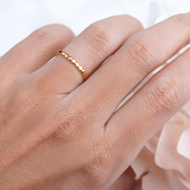 Ring - Ridged-MM-Juri Elle