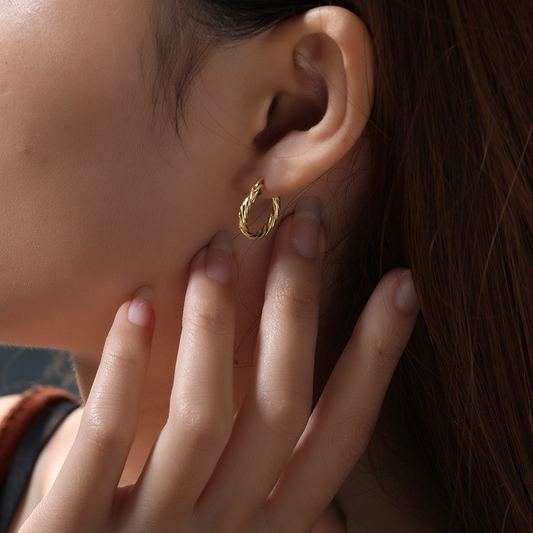 Round Twist Sterling Silver Earring