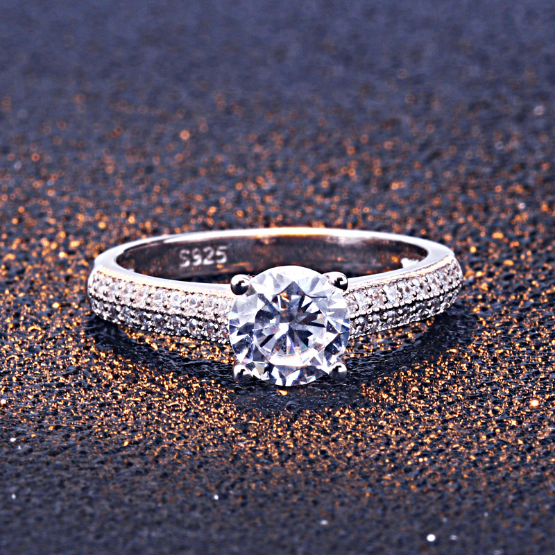 Simple Elegance Round Cut Sterling Silver Ring-TL-Juri Elle