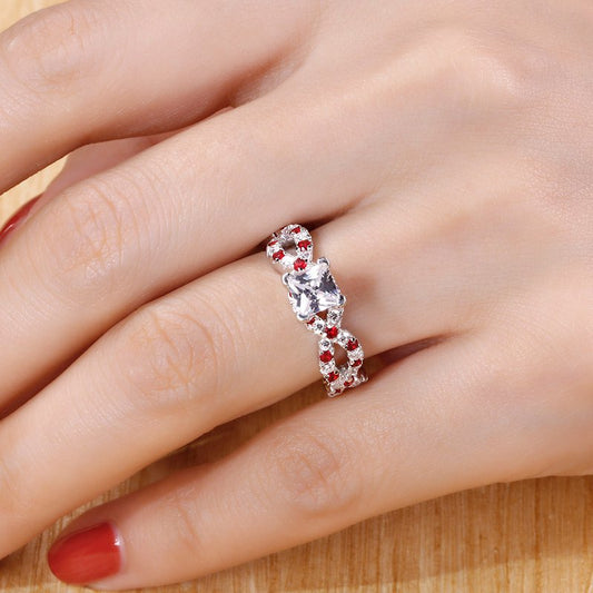 Bague en argent sterling taille princesse torsadée