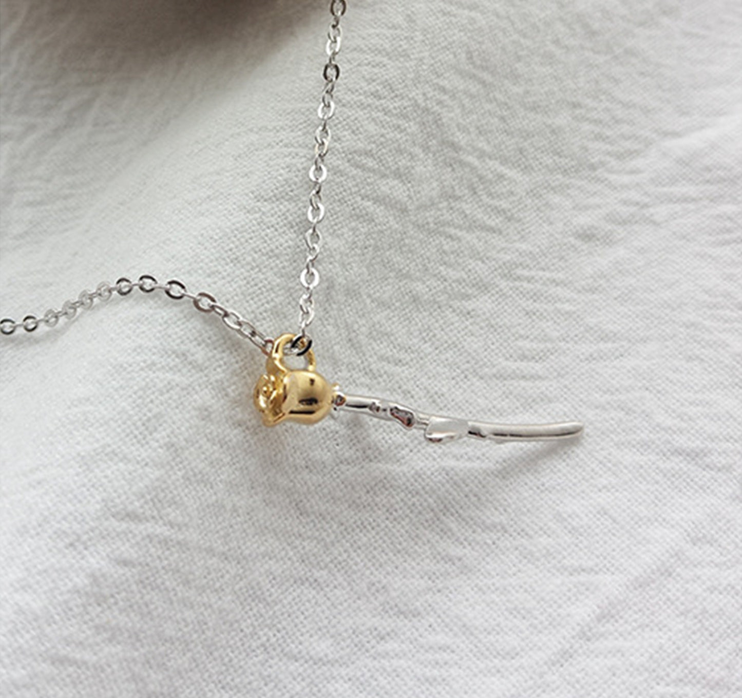 Golden Eternal Rose Sterling Silver Plated Platinum Necklace