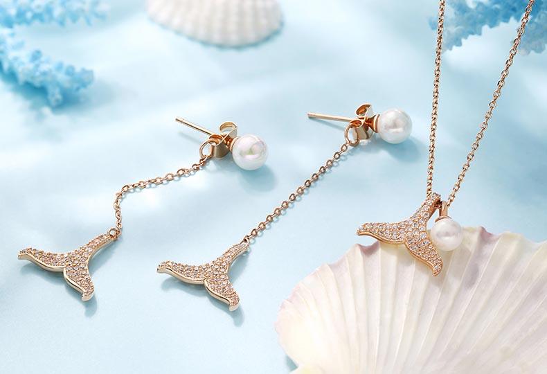 Mermaid Love Pearls Round Cut Sterling Silver Necklace