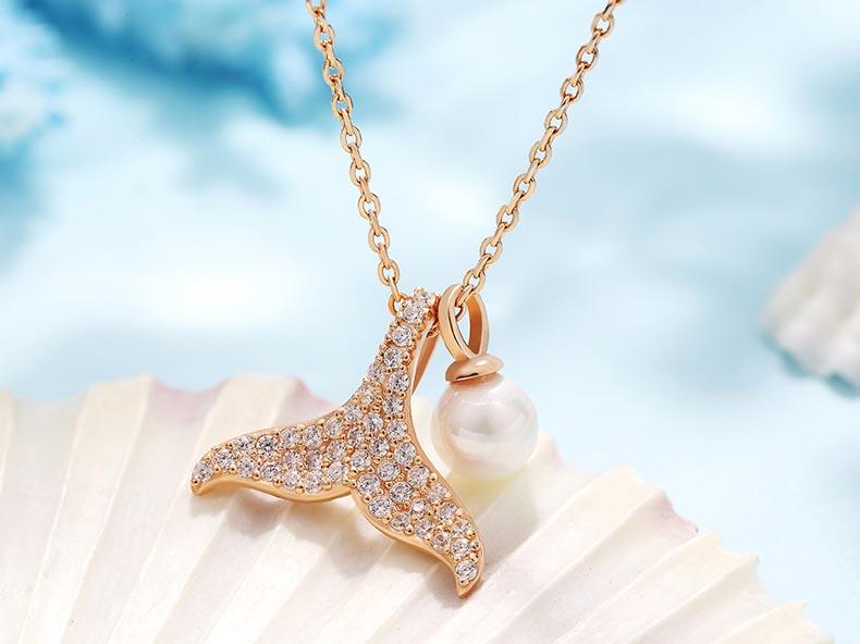 Mermaid Love Pearls Round Cut Sterling Silver Necklace