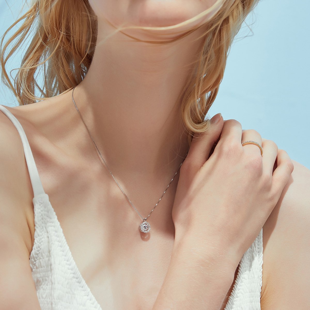 Heartbeat Round Cut Sterling Silver Necklace