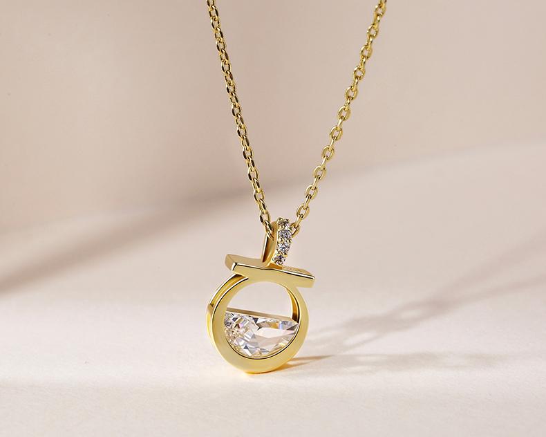Charming Perfume Round Cut Sterling Silver Necklace