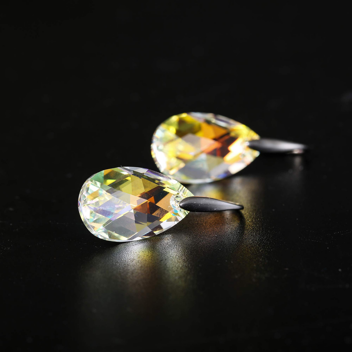 Color Change Tear Drop Dangle Earrings