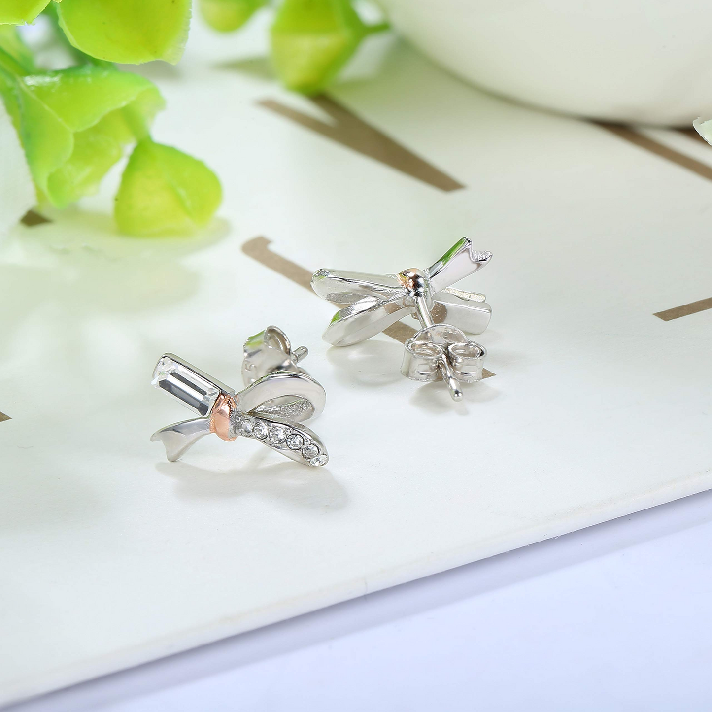 Bow Stud Earring