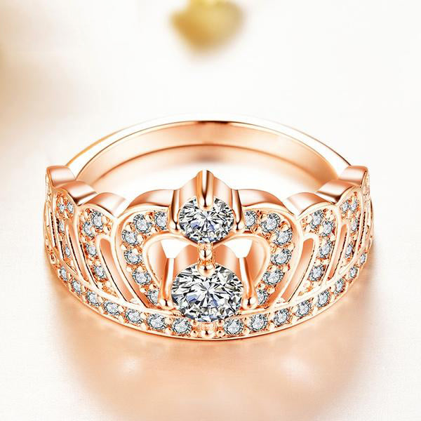 Round Cut Crown Ring